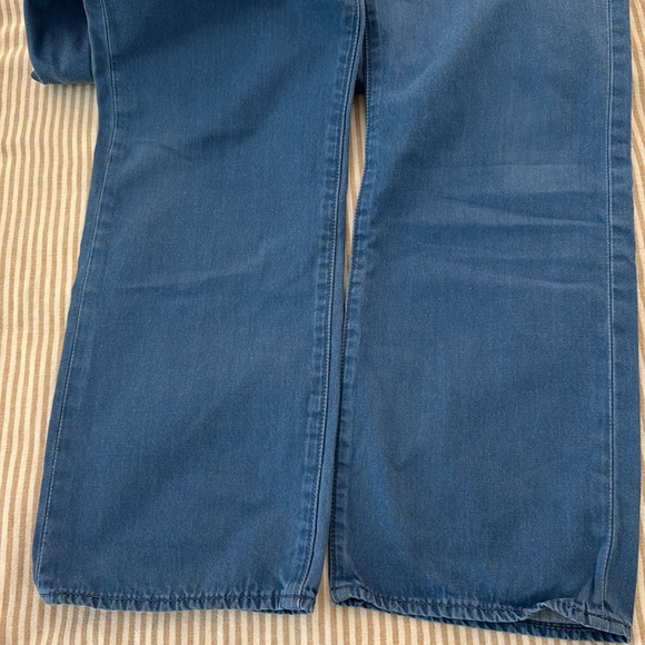Levi’s 501 light wash jeans, 36W x 32L 100% lightweight cotton, leather tag - Picture 5 of 5